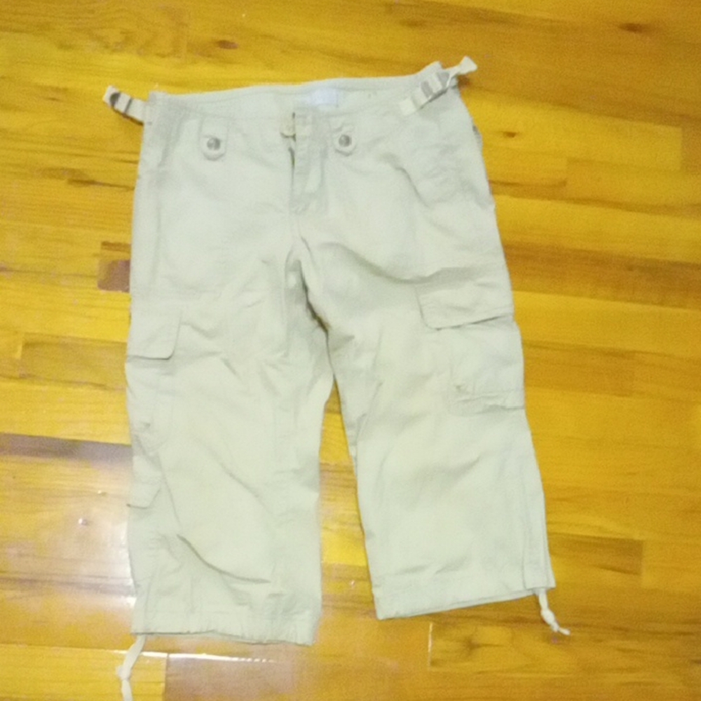 *last day moving sale* Women's Tan Cargo Shorts